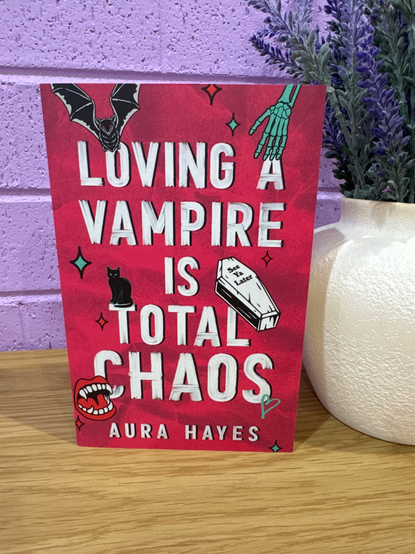 Loving a Vampire is total Chaos- Aura Hayes