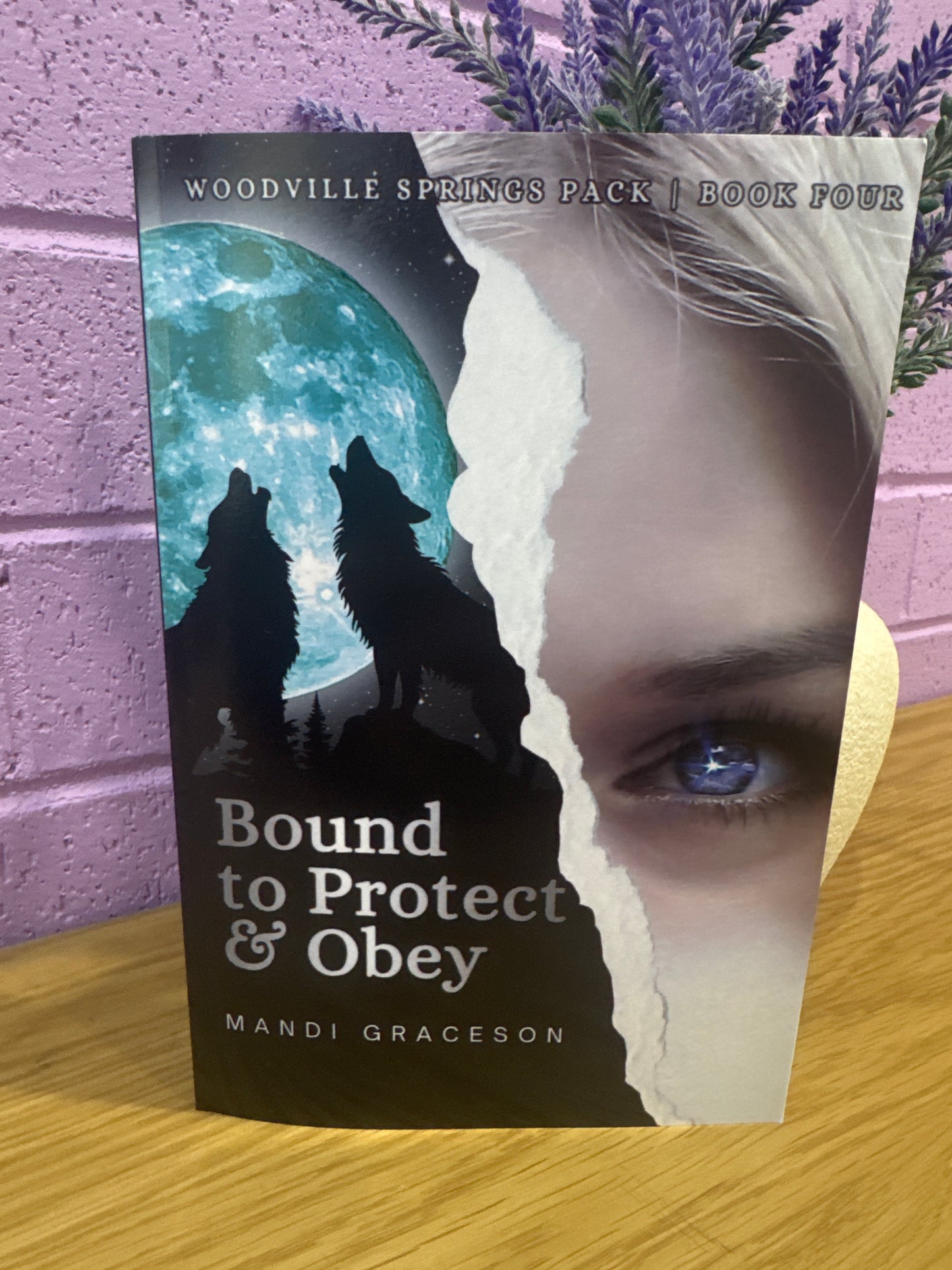 Bound to protect and Obey - Lauren Graceson