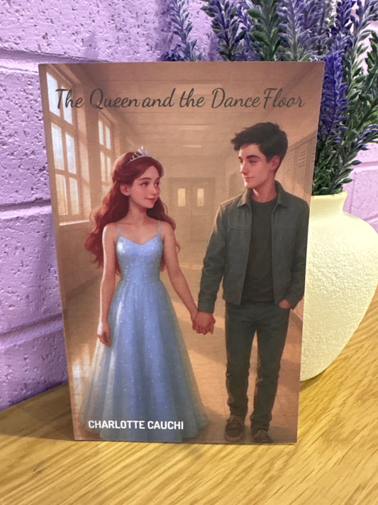 The Queen and the dance floor - Charlotte Cauchi