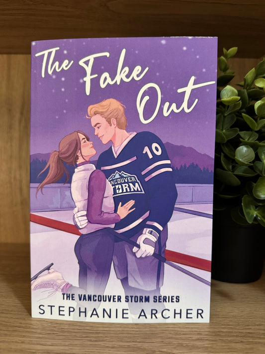 The Fake Out - Stephanie Archer