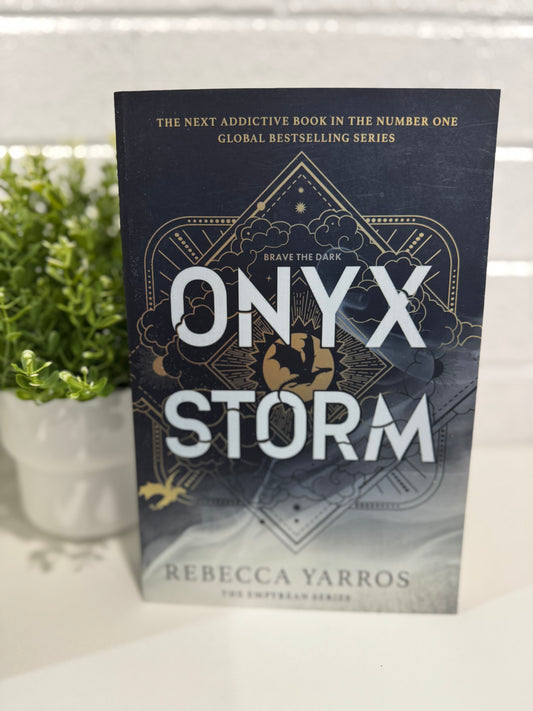 Onyx Storm - Rebecca Yarros