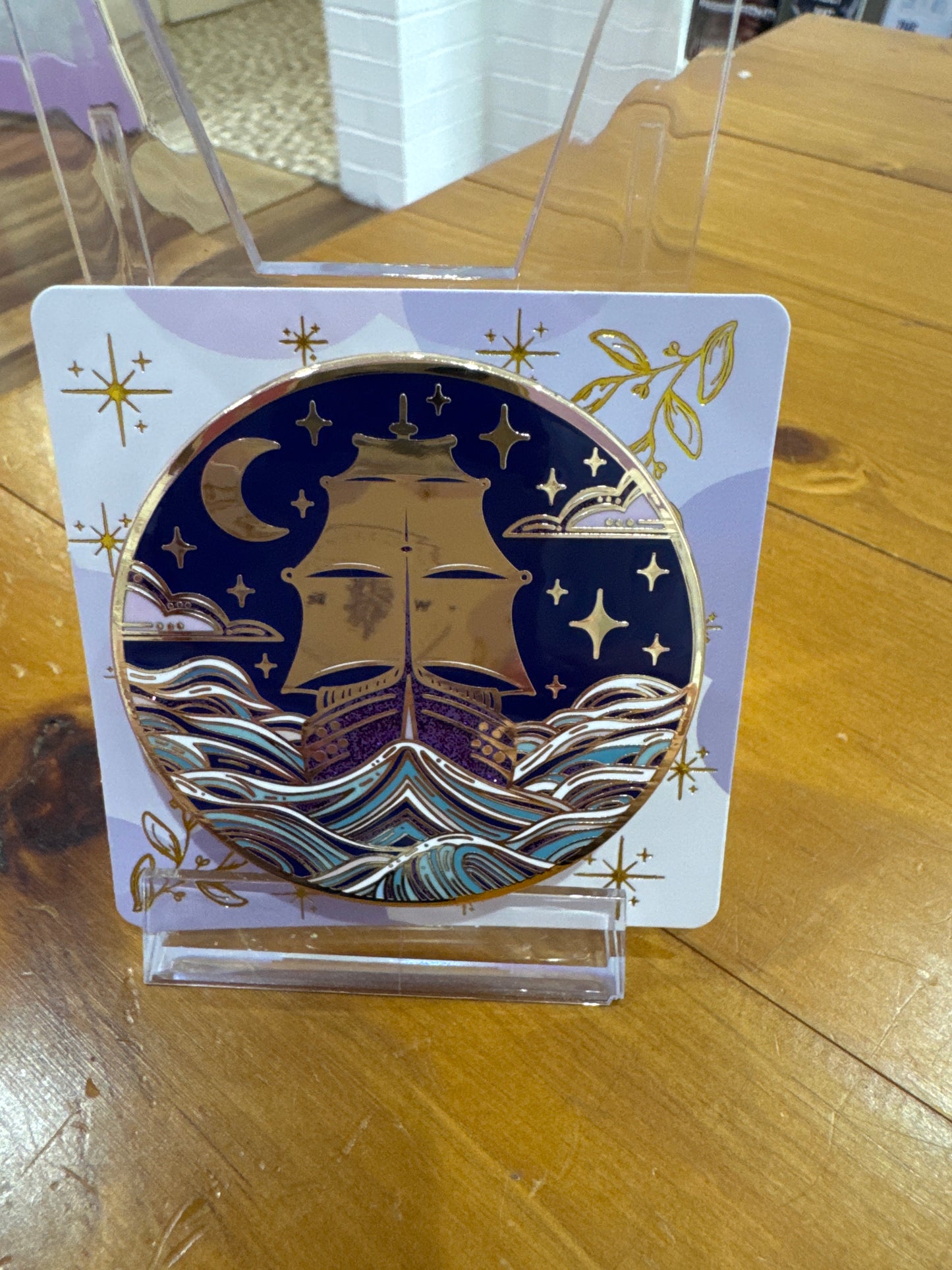 E-reader grip (ship)