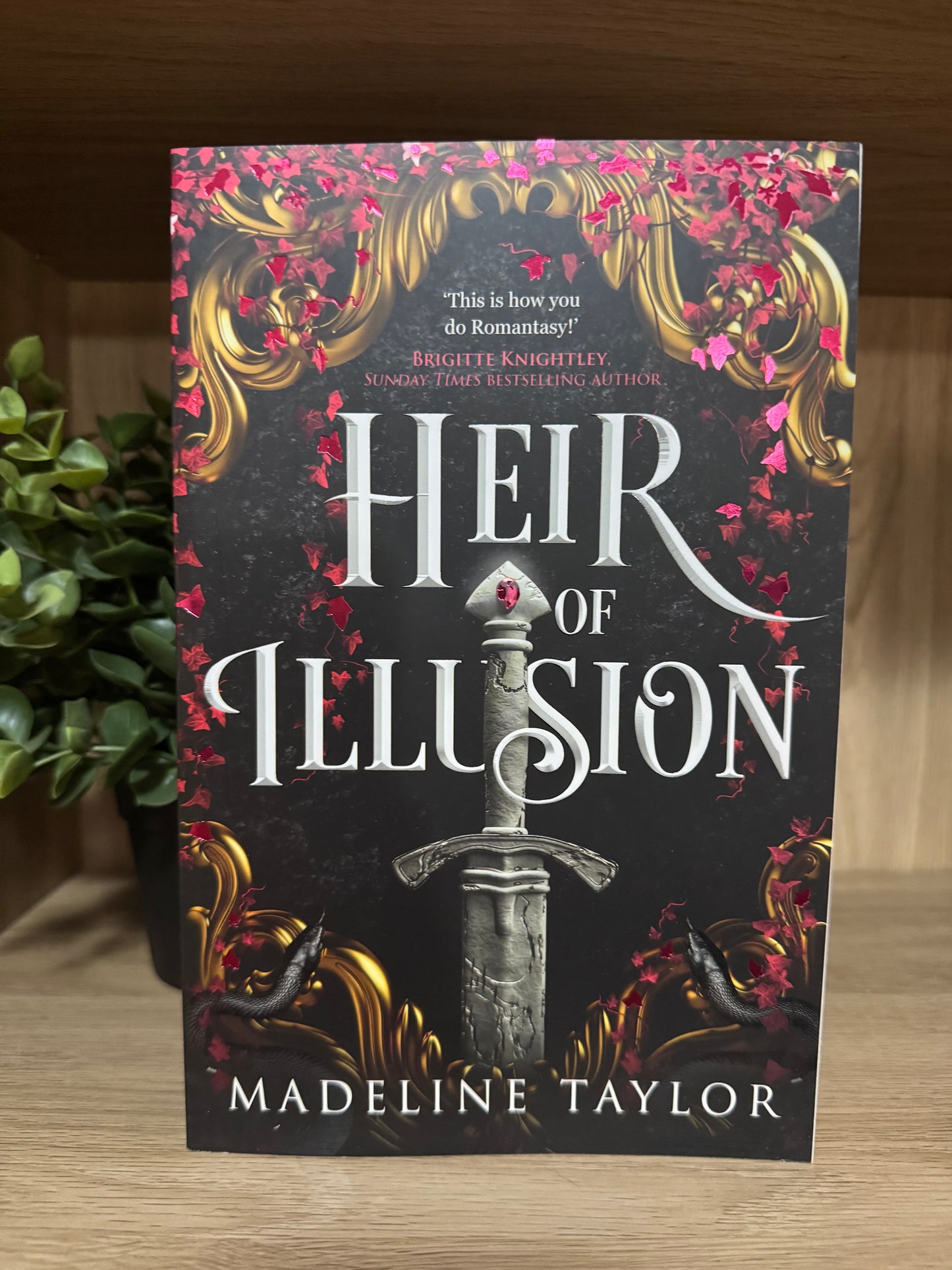 Heir of illusion- Madeline Taylor
